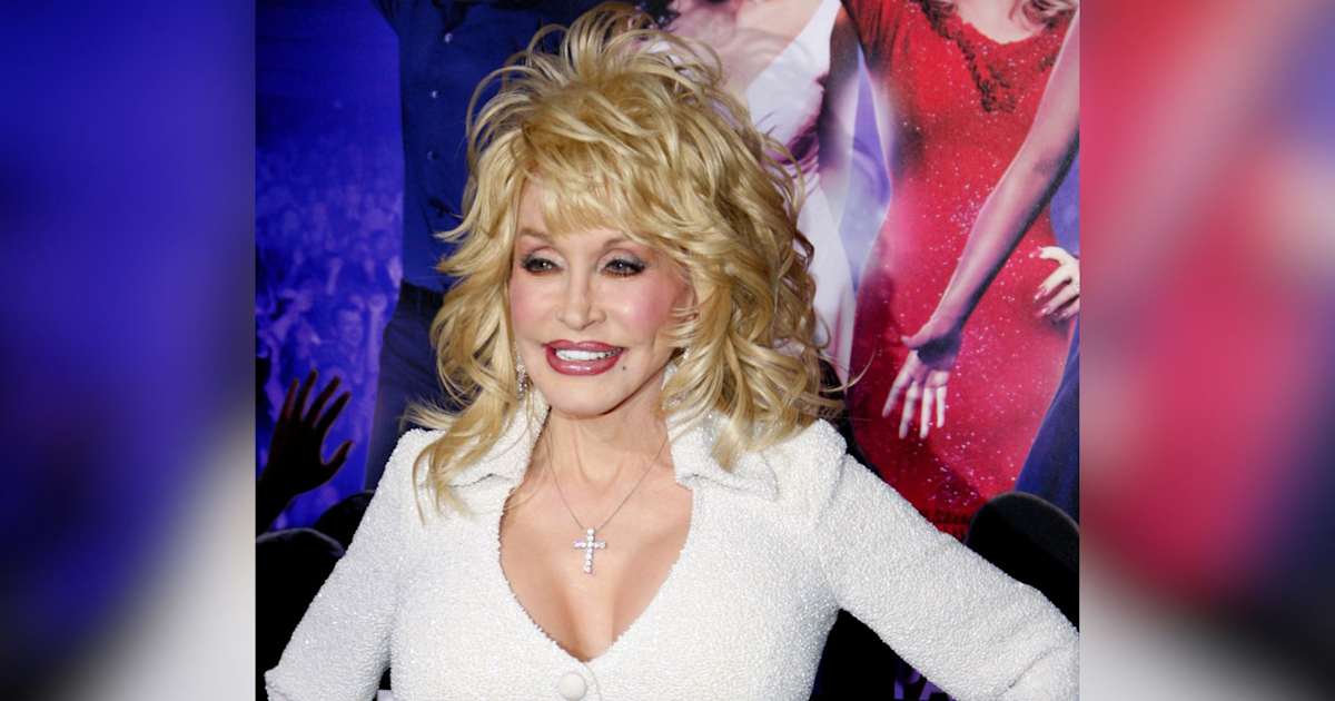 Knoxville-stift mindes Dolly Parton som en af deres egne