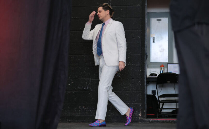 Milo Yiannopoulos i ICE-forvar i Louisiana