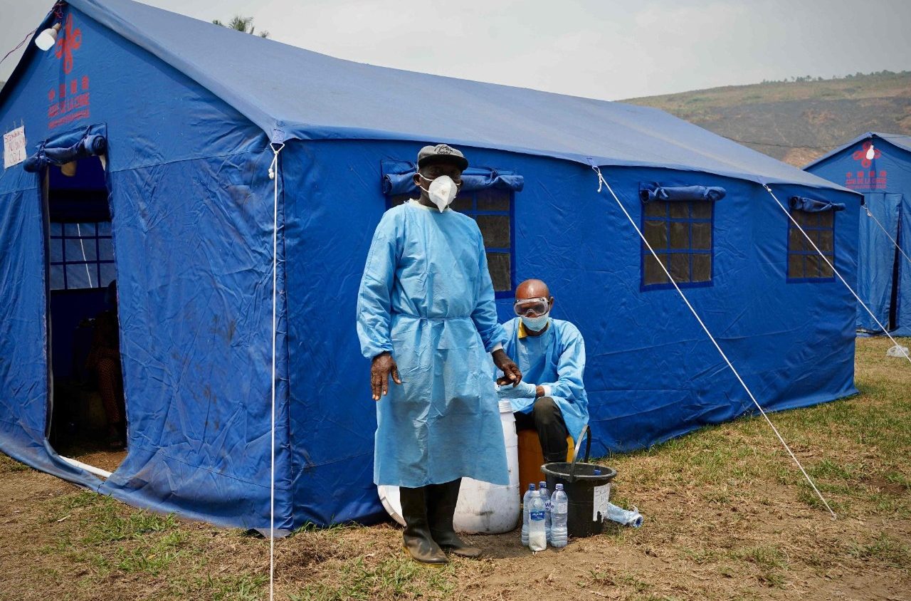 Ebola vaatii yli 2 500 uhria Kongossa – kansainvälistä apua pyydetään
