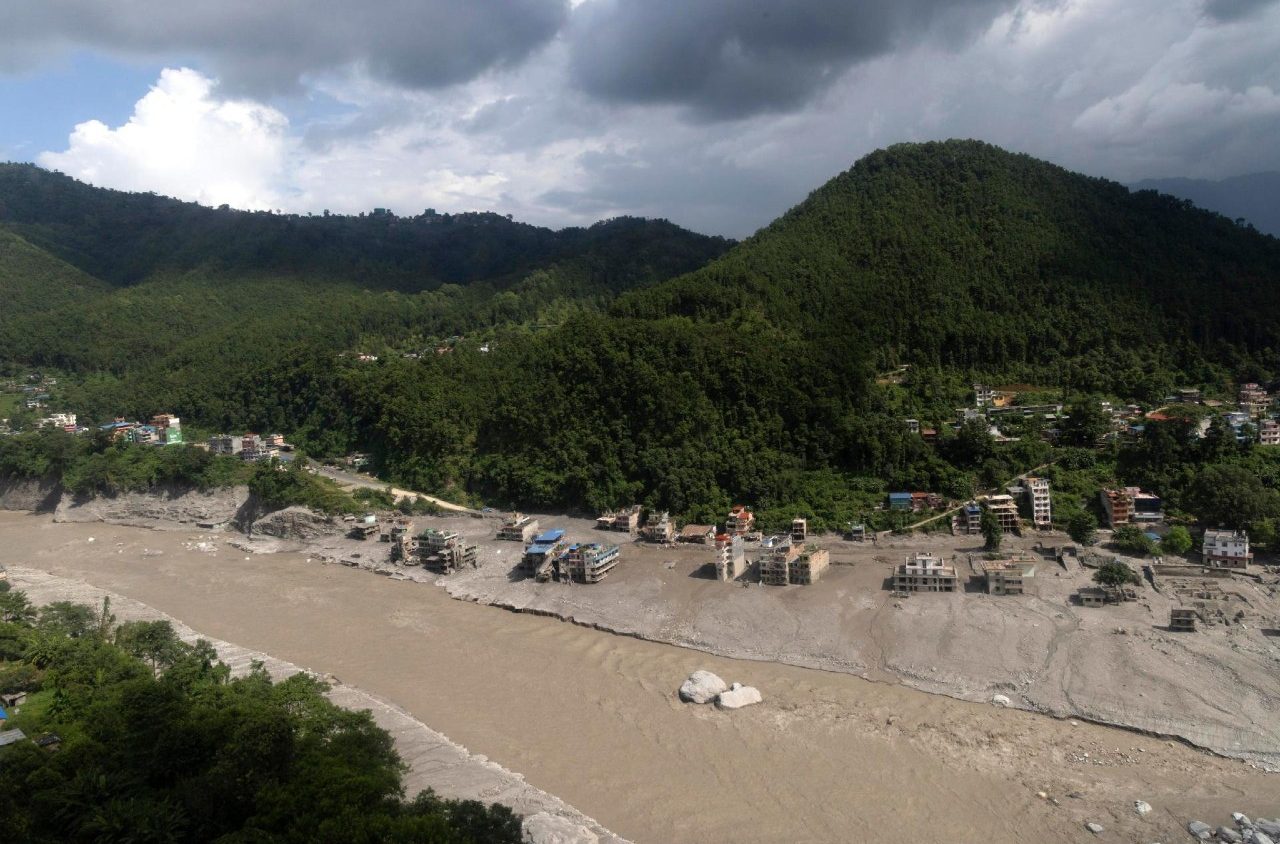 Stødfloder i Nepal udløser amerikansk biskops nødråb