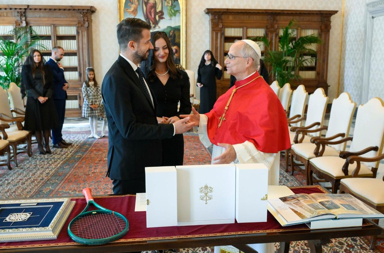 Montenegron presidentti vieraili Vatikaanissa