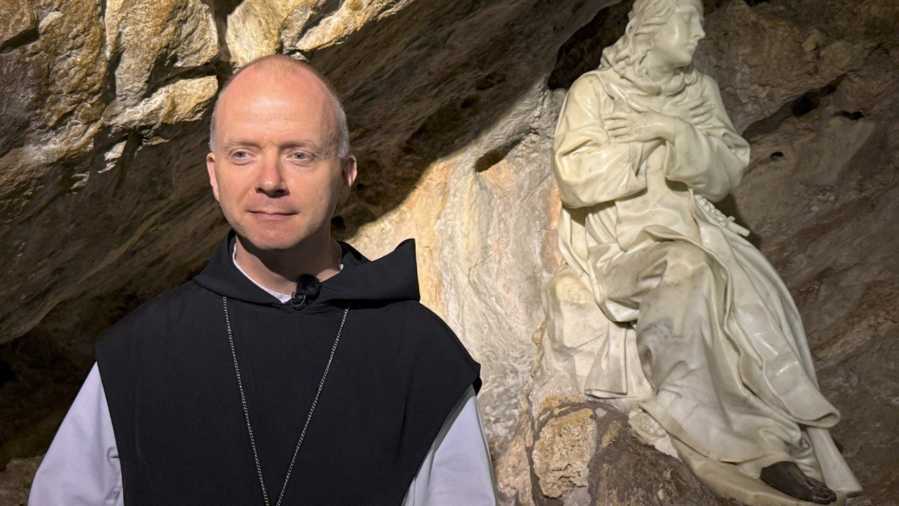 Varden och Diat samtalar om Benedictus XVI:s tal och det fördolda livet