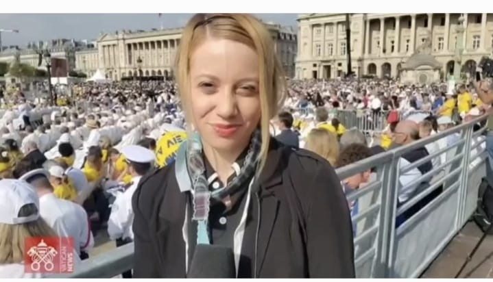 Messe fyldte Place de la Concorde ved pavens farvel til Paris